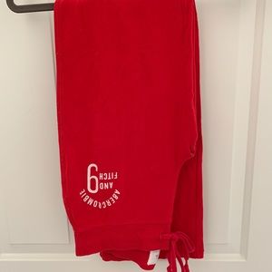 *SOLD* Abercrombie & Fitch Womens Pants S, Red